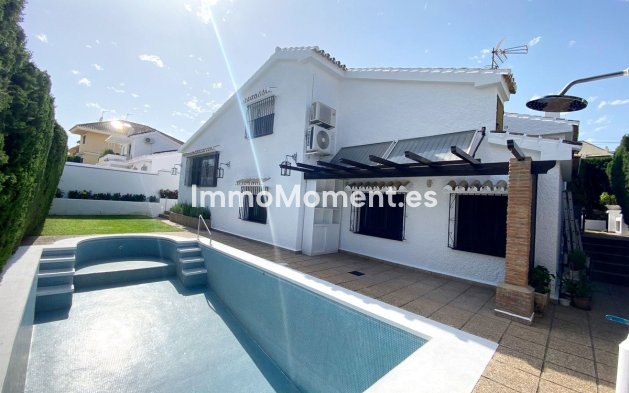 Freistehende Villa - Wiederverkauf - Fuengirola - Fuengirola Centro