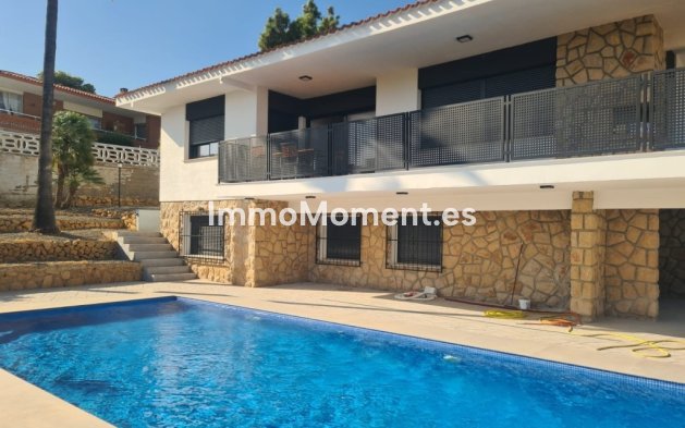 Freistehende Villa - Wiederverkauf - La Nucía - La Nucia Centro