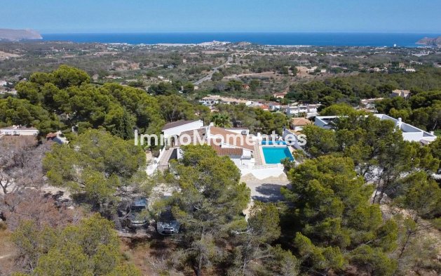 Freistehende Villa - Wiederverkauf - La Nucía - La Nucia Centro