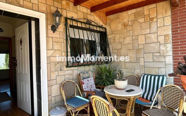 Freistehende Villa - Wiederverkauf - La Nucía - La Nucia Centro