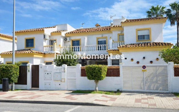 Freistehende Villa - Wiederverkauf - Málaga - Guadalmar
