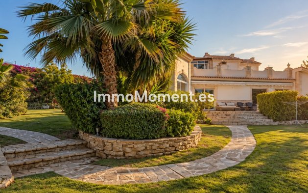 Freistehende Villa - Wiederverkauf - Marbella - El Rosario