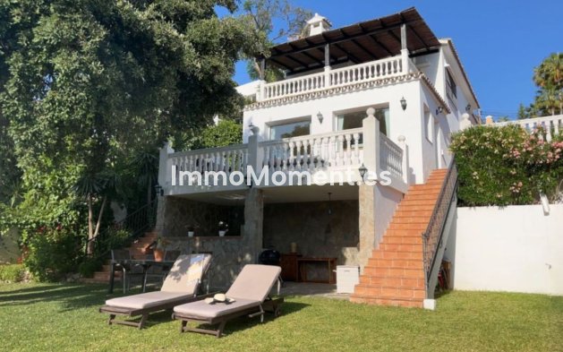 Freistehende Villa - Wiederverkauf - Marbella - Elviria