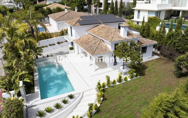 Freistehende Villa - Wiederverkauf - Marbella - Guadalmina Alta