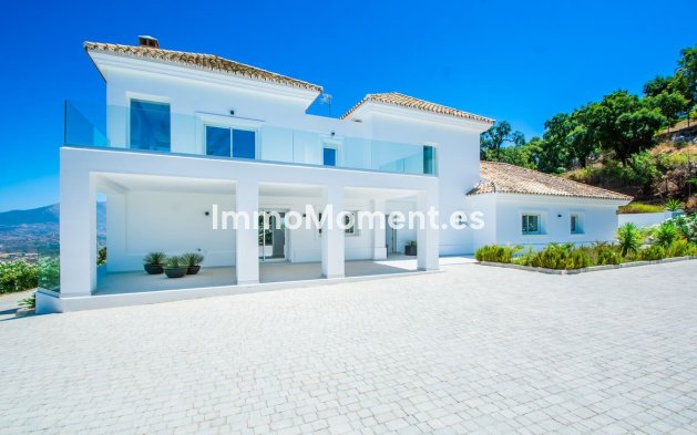 Freistehende Villa - Wiederverkauf - Marbella - La Mairena