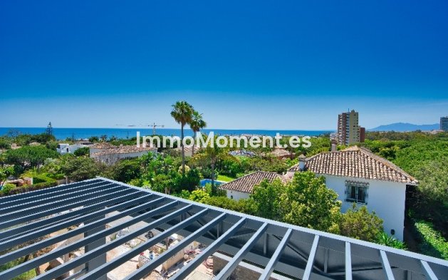 Freistehende Villa - Wiederverkauf - Marbella - Marbesa