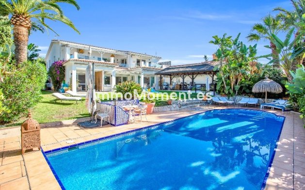 Freistehende Villa - Wiederverkauf - Marbella - Marbesa