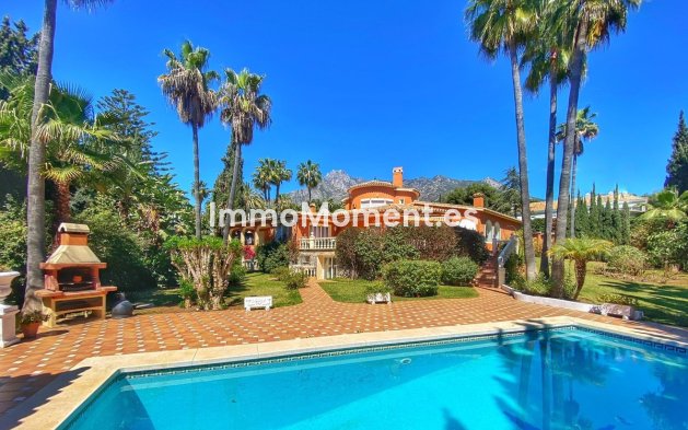 Freistehende Villa - Wiederverkauf - Marbella - Nagüeles