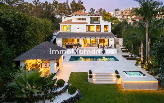 Freistehende Villa - Wiederverkauf - Marbella - Nueva Andalucía