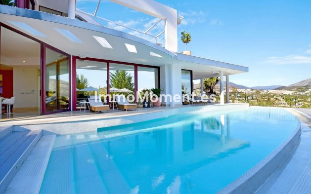 Freistehende Villa - Wiederverkauf - Marbella - Nueva Andalucía
