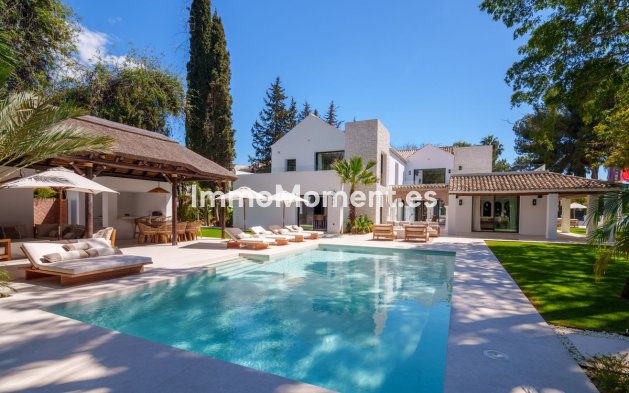 Freistehende Villa - Wiederverkauf - Marbella - Nueva Andalucía