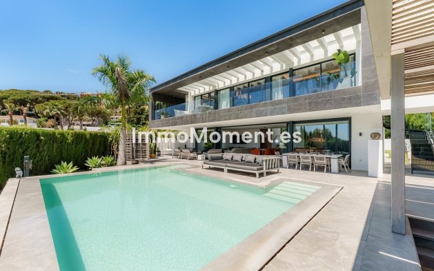 Freistehende Villa - Wiederverkauf - Marbella - Nueva Andalucía