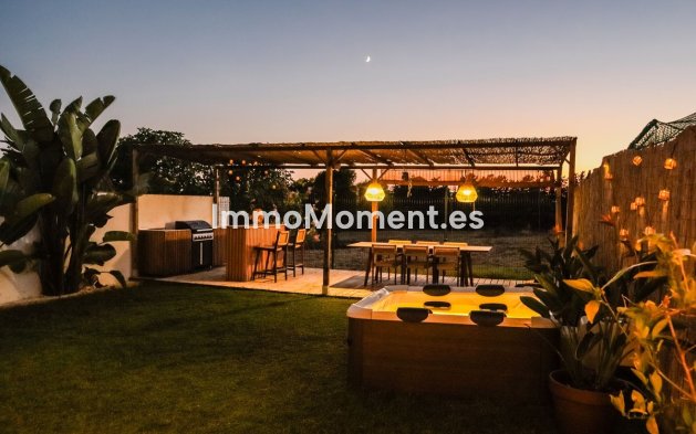 Freistehende Villa - Wiederverkauf - Marbella - Nueva Andalucía