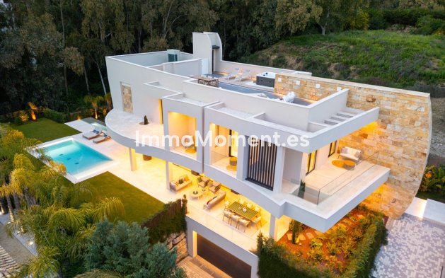 Freistehende Villa - Wiederverkauf - Marbella - Nueva Andalucía