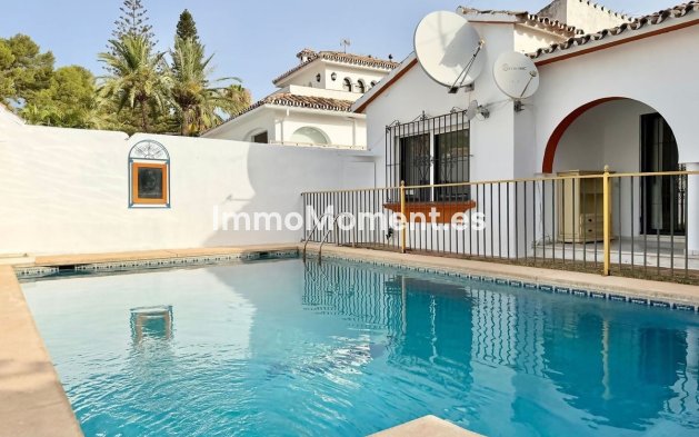 Freistehende Villa - Wiederverkauf - Marbella - Nueva Andalucía