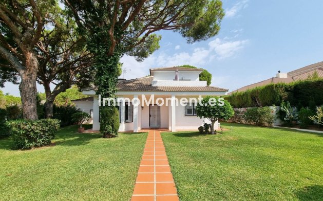 Freistehende Villa - Wiederverkauf - Mijas Costa - Calahonda