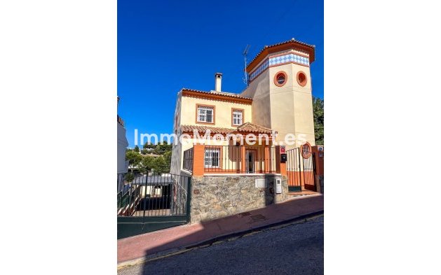Freistehende Villa - Wiederverkauf - Mijas Costa - Calahonda