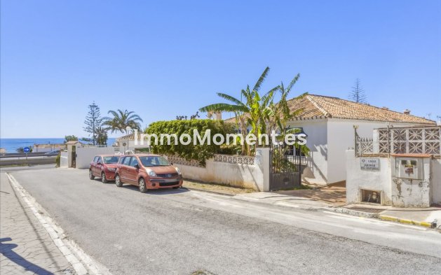 Freistehende Villa - Wiederverkauf - Mijas Costa - El Chaparral