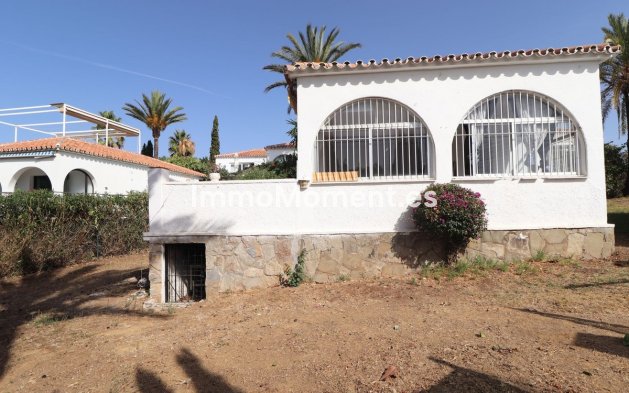 Freistehende Villa - Wiederverkauf - Mijas Costa - El Faro