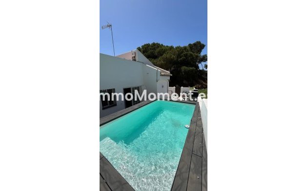 Freistehende Villa - Wiederverkauf - Mijas Costa - El Faro