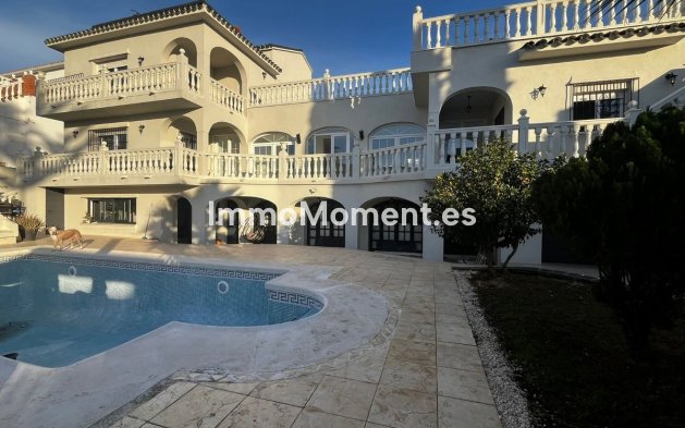 Freistehende Villa - Wiederverkauf - Mijas Costa - Mijas Costa