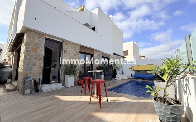 Freistehende Villa - Wiederverkauf - Orihuela Costa - Cabo roig - La Zenia