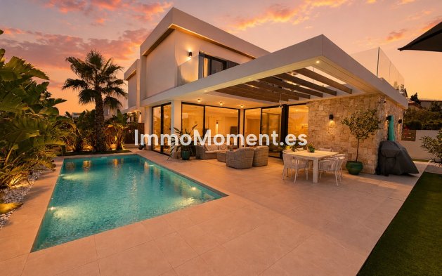 Freistehende Villa - Wiederverkauf - Orihuela Costa - Cabo roig - La Zenia