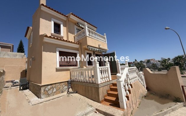 Freistehende Villa - Wiederverkauf - Orihuela Costa - Villamartín