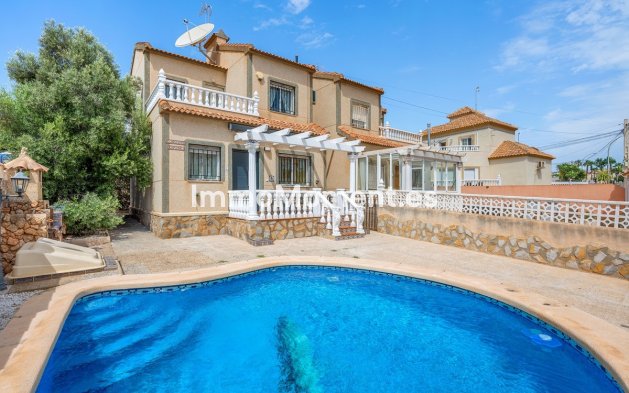 Freistehende Villa - Wiederverkauf - Orihuela - El Galan