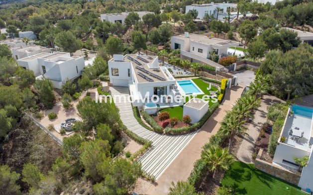 Freistehende Villa - Wiederverkauf - Orihuela - Las Colinas Golf