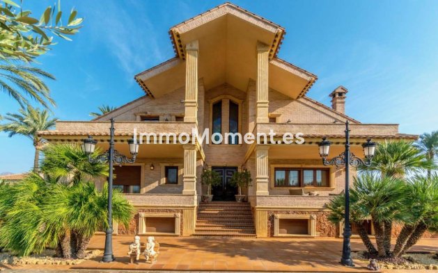 Freistehende Villa - Wiederverkauf - Orihuela - Molíns