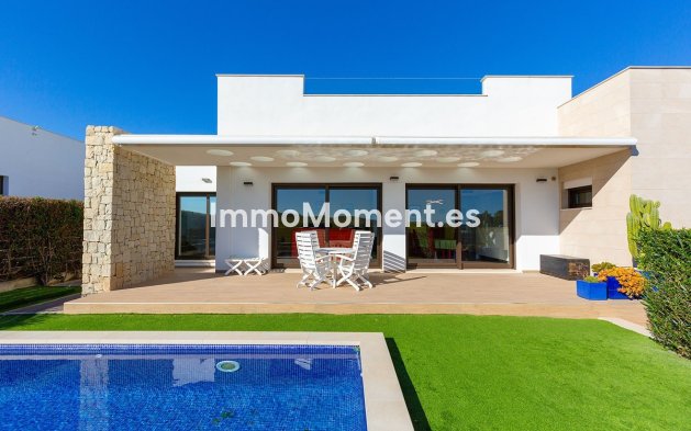 Freistehende Villa - Wiederverkauf - Orihuela - Vistabella Golf
