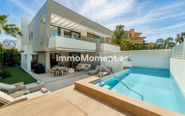 Freistehende Villa - Wiederverkauf - Puerto Banús - Puerto Banús