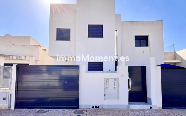 Freistehende Villa - Wiederverkauf - San Pedro del Pinatar - San Pedro del Pinatar Centro