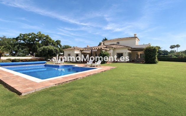 Freistehende Villa - Wiederverkauf - Sotogrande - San Roque Club