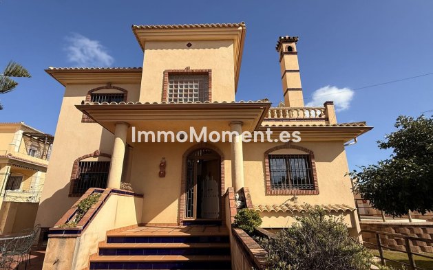 Freistehende Villa - Wiederverkauf - Torremolinos - Torremolinos