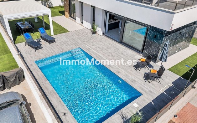 Freistehende Villa - Wiederverkauf - Torrevieja - Torrevieja Centro