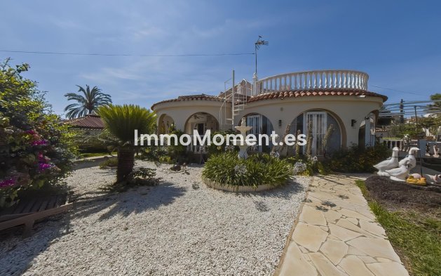 Freistehende Villa - Wiederverkauf - Torrevieja - Torrevieja