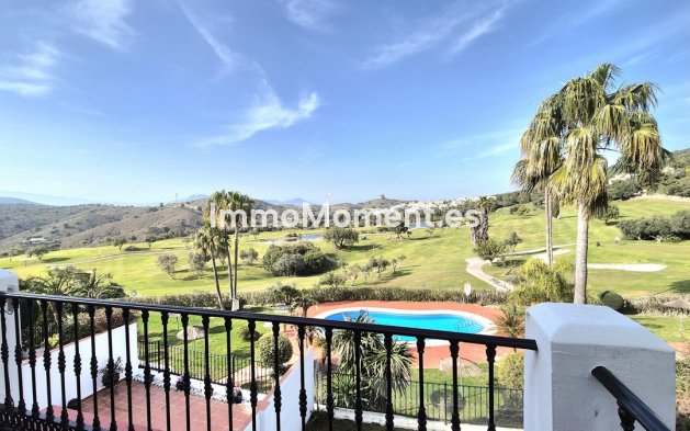 Geschakelde woning - Bestaande woning - Binnenland  - Alhaurín Golf