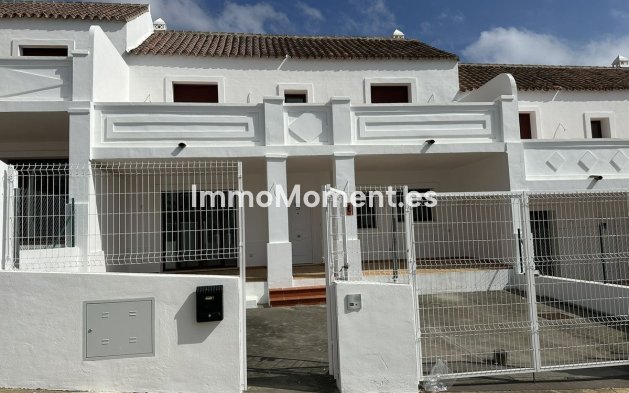 Geschakelde woning - Bestaande woning - Casares - Doña Julia