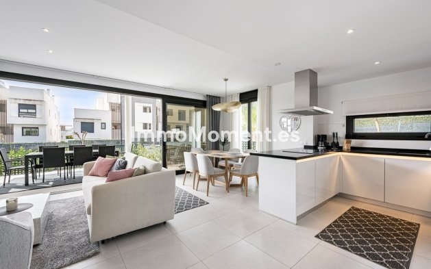 Geschakelde woning - Bestaande woning - Estepona  - Bel Air