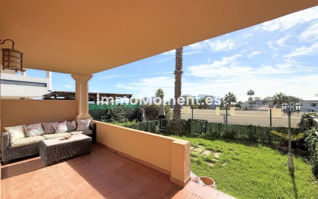 Geschakelde woning - Bestaande woning - Estepona  - Estepona Centro