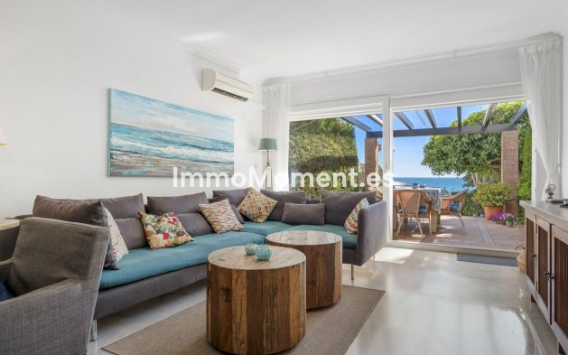 Geschakelde woning - Bestaande woning - Estepona  - Estepona Centro