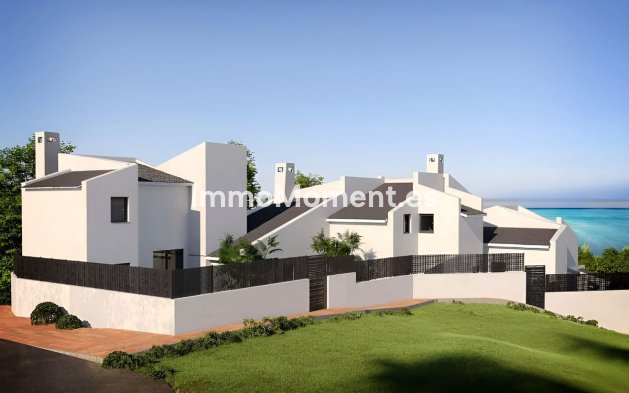 Geschakelde woning - Bestaande woning - Estepona  - Estepona Centro