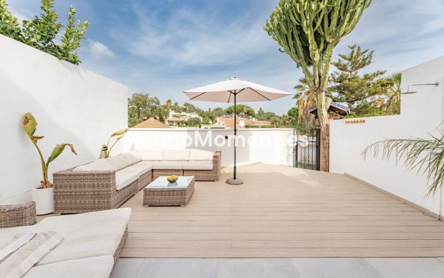 Geschakelde woning - Bestaande woning - Marbella - Elviria