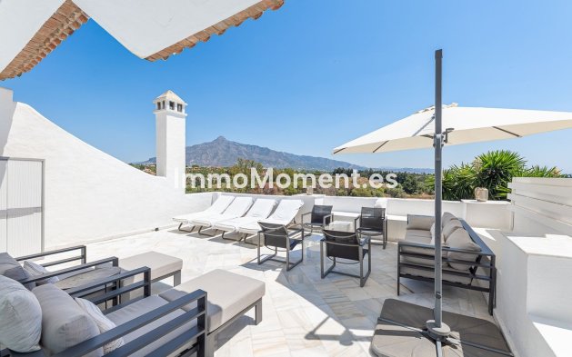 Geschakelde woning - Bestaande woning - Marbella - Nueva Andalucía