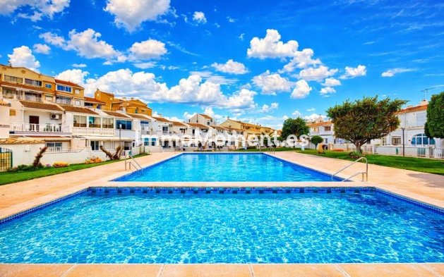 Geschakelde woning - Bestaande woning - Torrevieja - Torrevieja Centro