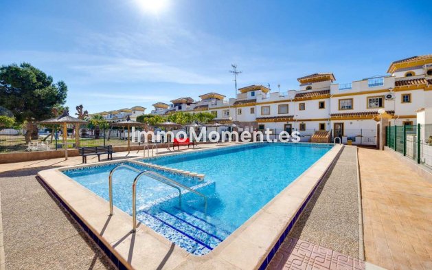 Geschakelde woning - Bestaande woning - Torrevieja - Torrevieja Centro