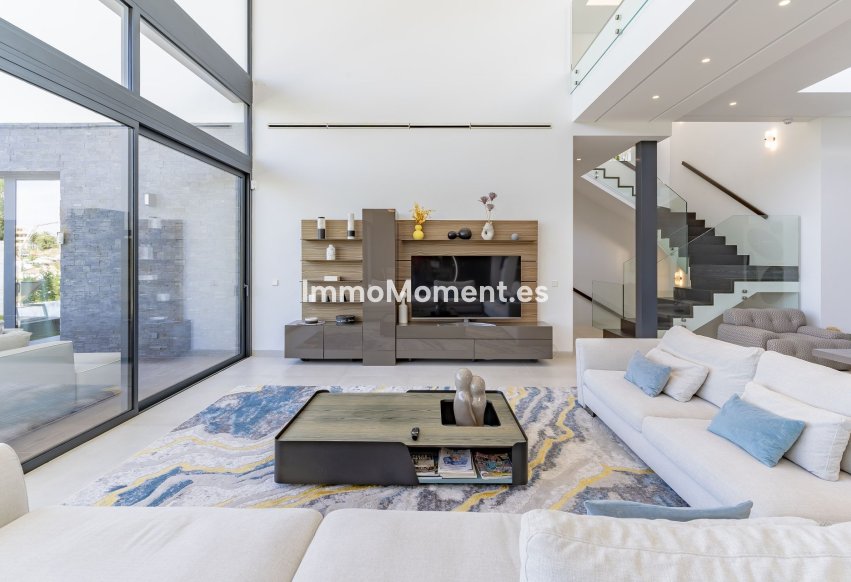 Kurzzeitvermietung - Freistehende Villa - Benahavís