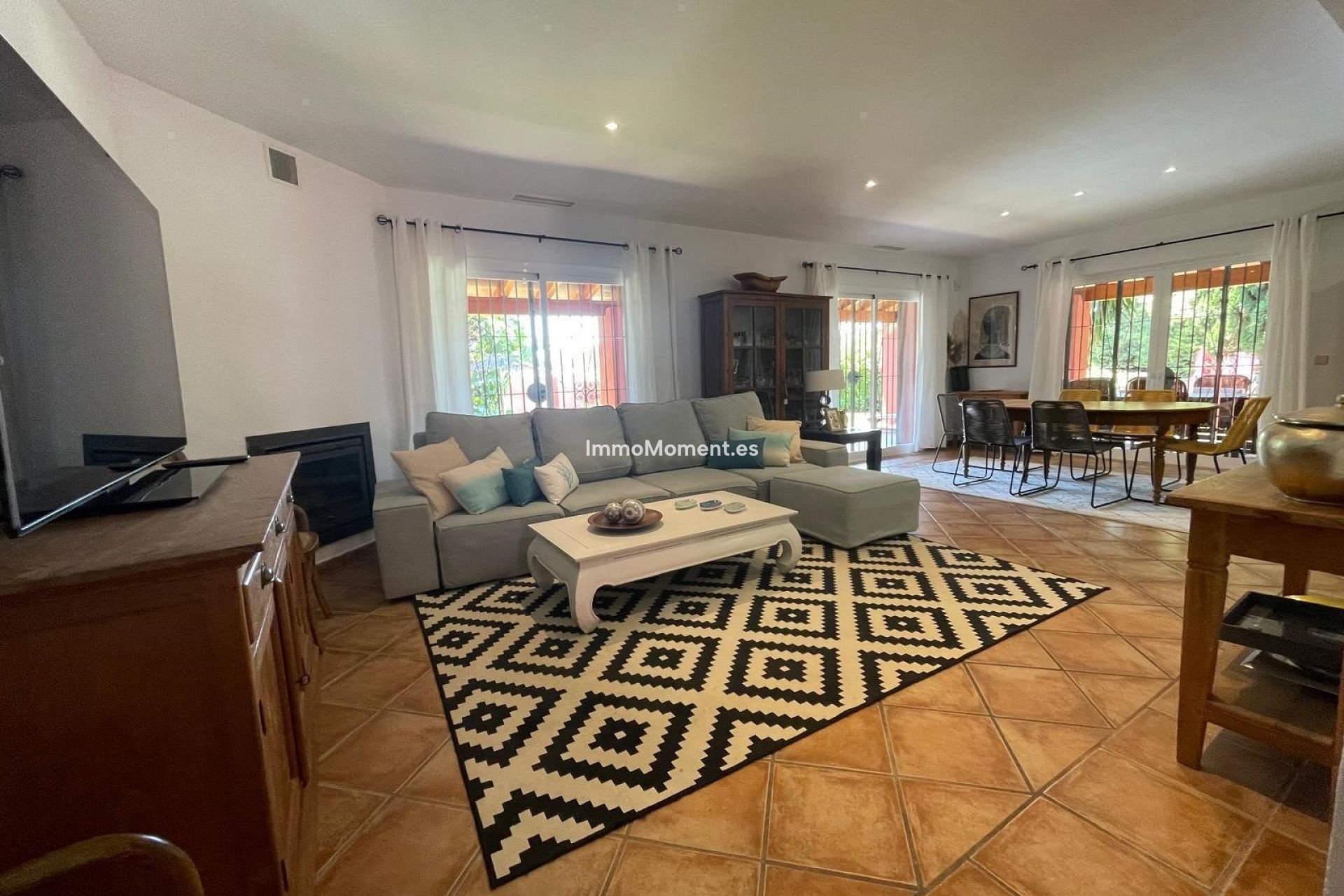 Kurzzeitvermietung - Freistehende Villa - Estepona  - New Golden Mile